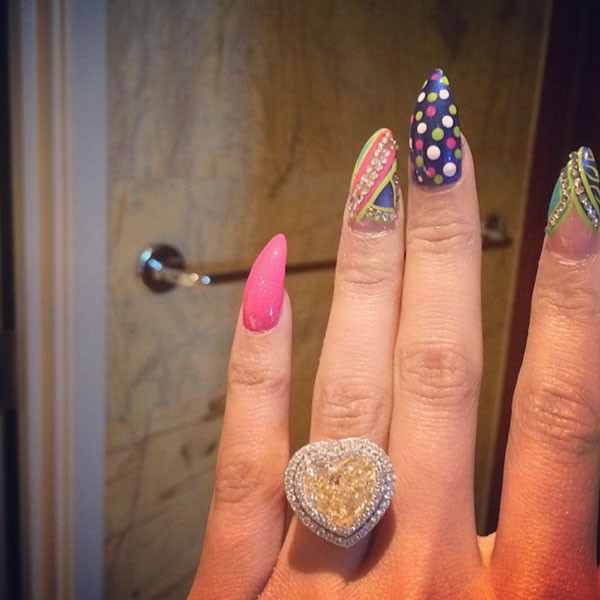 rs_600x600-150415162943-600.nicki-minaj-engagement-ring-041515