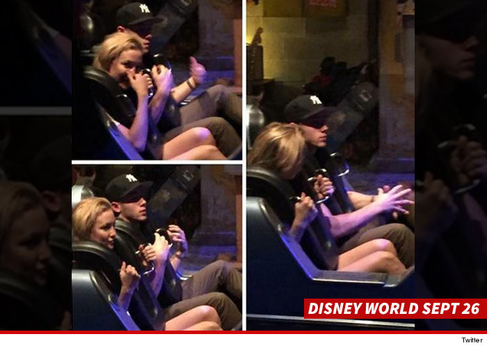 0928-nick-jonas-kate-hudson-disneyland-twitter-7