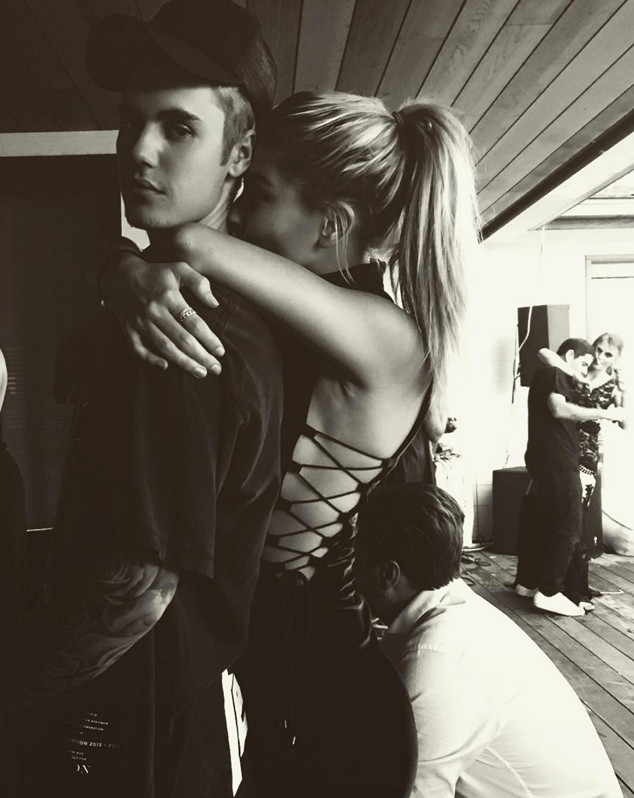 rs_634x798-160101140840-634-justin-bieber-hailey-baldwin-new-years-eve-2015-123115