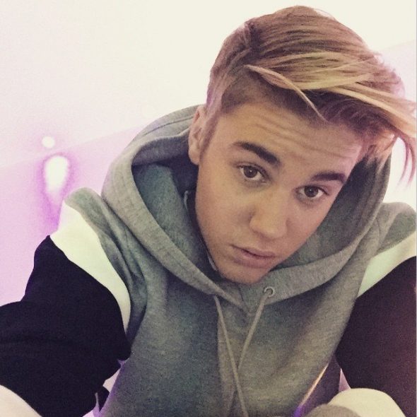 Justin-Bieber-Sexiest-Instagram-Selfies