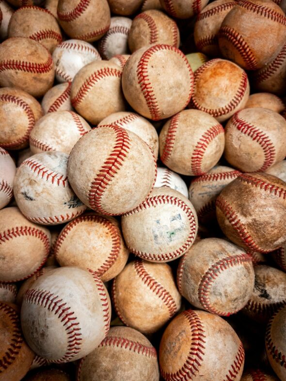 Wake Forest baseball skipper apologizes for homophobic slur during Tennessee game