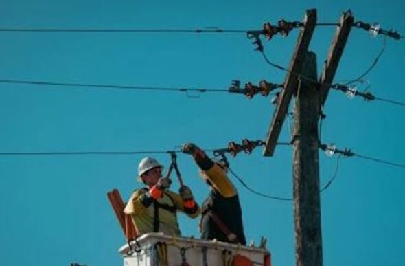 Power outages reported across the region Friday morning