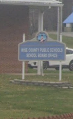 Wise County School Board holds first meeting with “public Comment” since coach Travis Turner went missing
