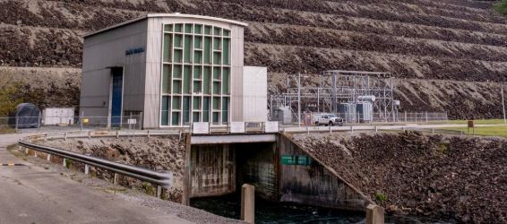 TVA blocking auto traffic at part of South Holston Dam
