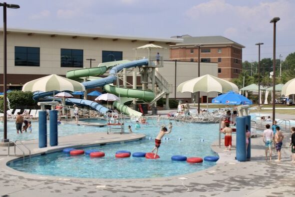 Kingsport Aquatic Center to offer night swim as part of Fun Fest