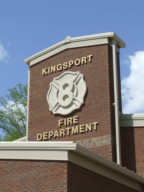 Kingsport Fire Dept says one person injured in Monday morning industrial fire